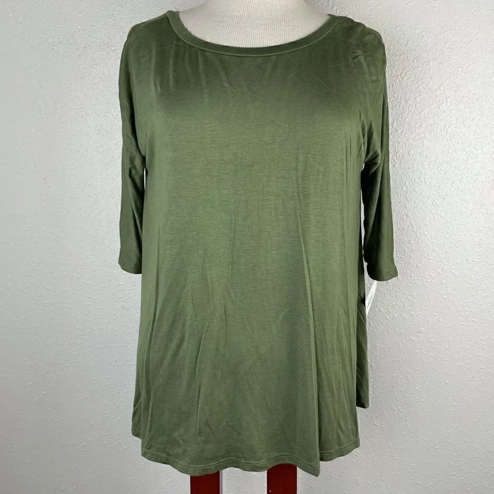 NWT JW Styles Green Top Size M